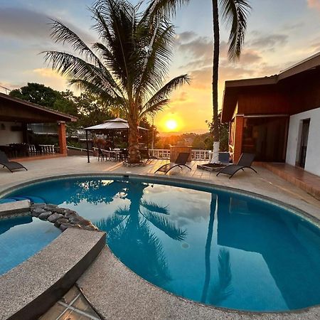 Uruka Lodge アラフエラ エクステリア 写真