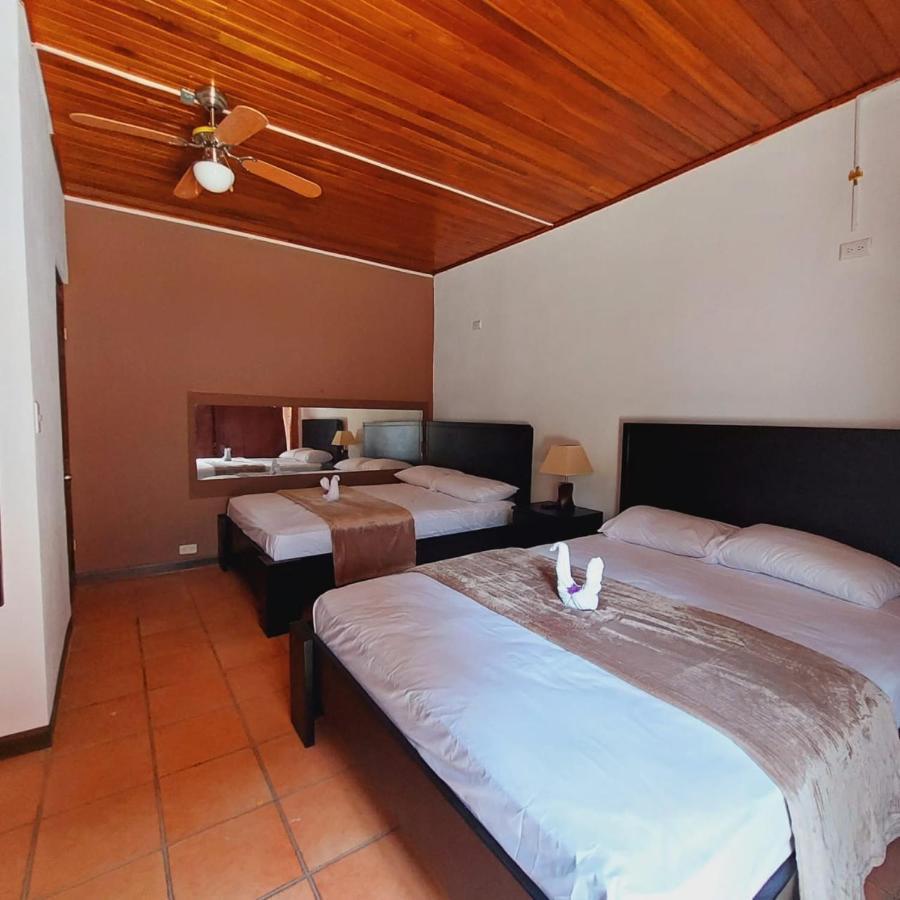 Uruka Lodge アラフエラ エクステリア 写真